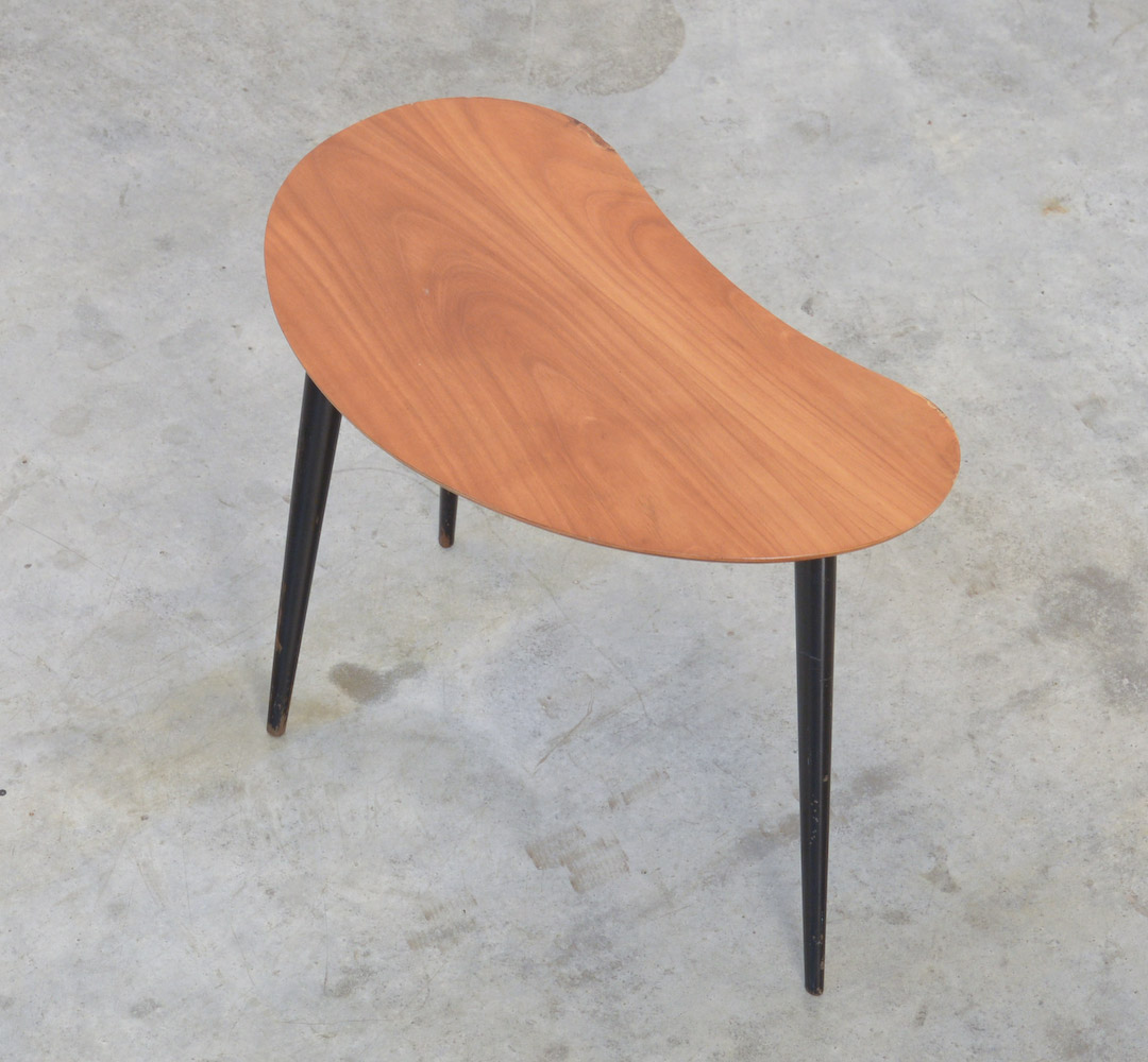 Small Kidney Shaped Side Table By Alfred Hendrickx For Belform Vintage Design Point