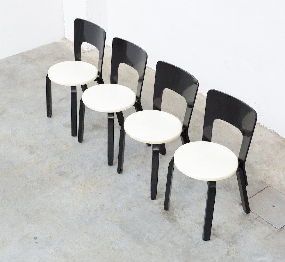 Set of 4 chairs 66 by Alvar Aalto for Artek