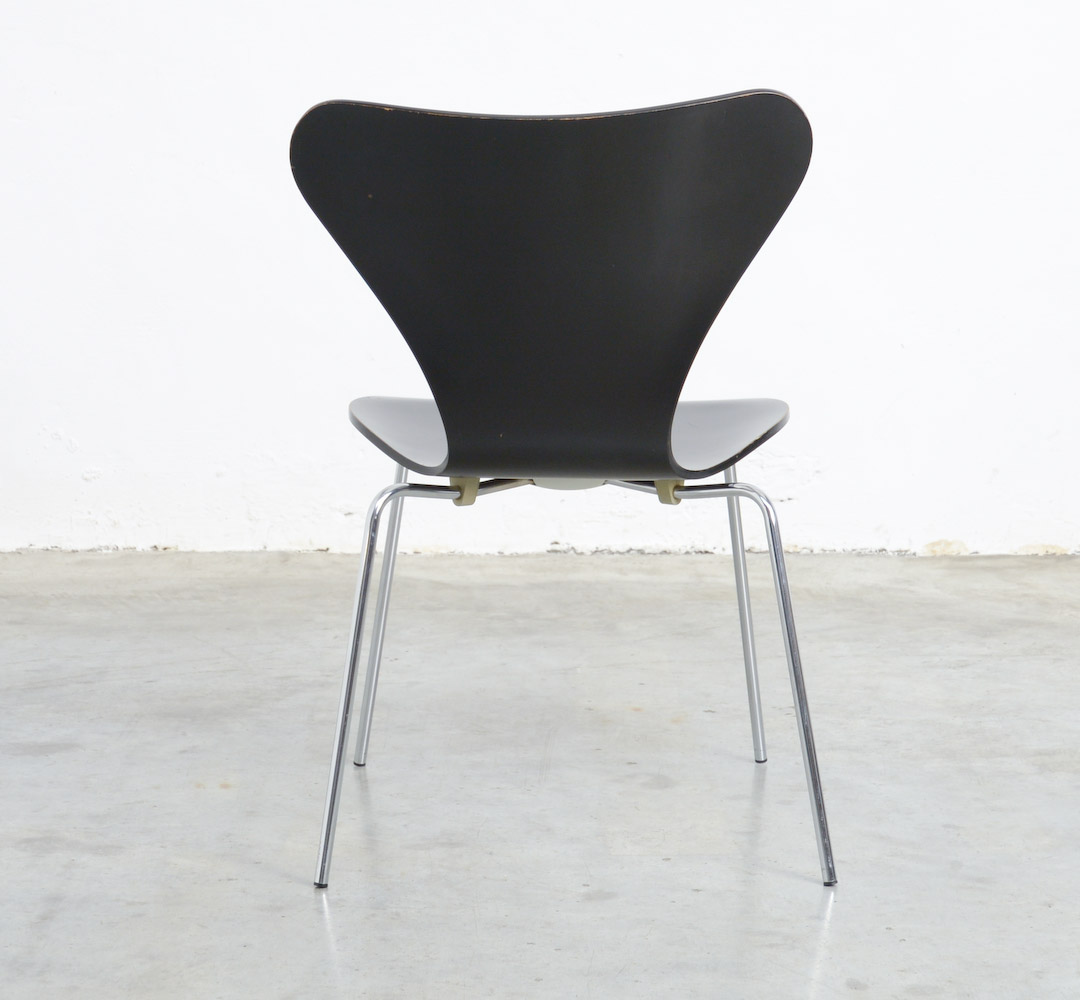 Butterfly Chair by Arne Jacobsen for Fritz Hansen