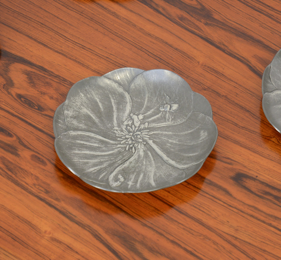 Art Nouveau Flower Shaped Jewel Trays Hugo Leven, Kayser & Sohn