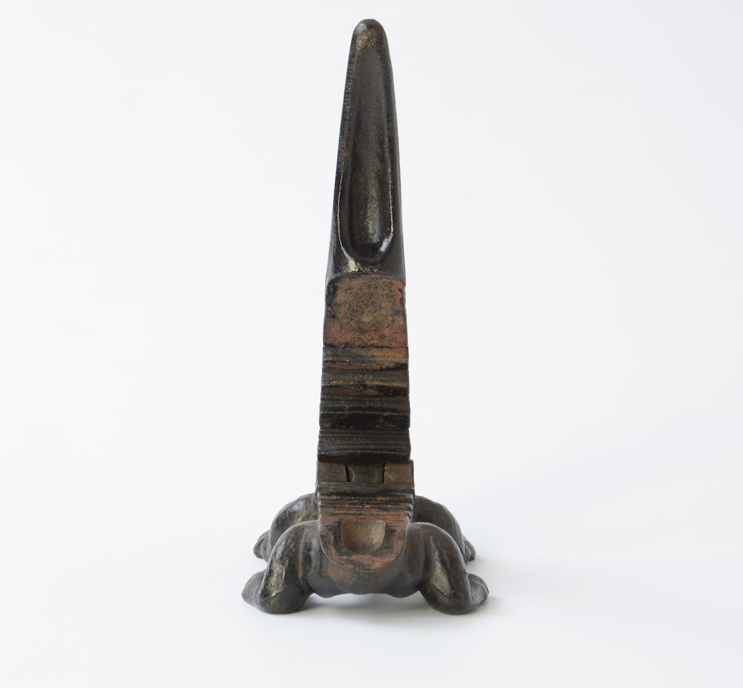 Antique Cast Iron Crocodile Cork Press
