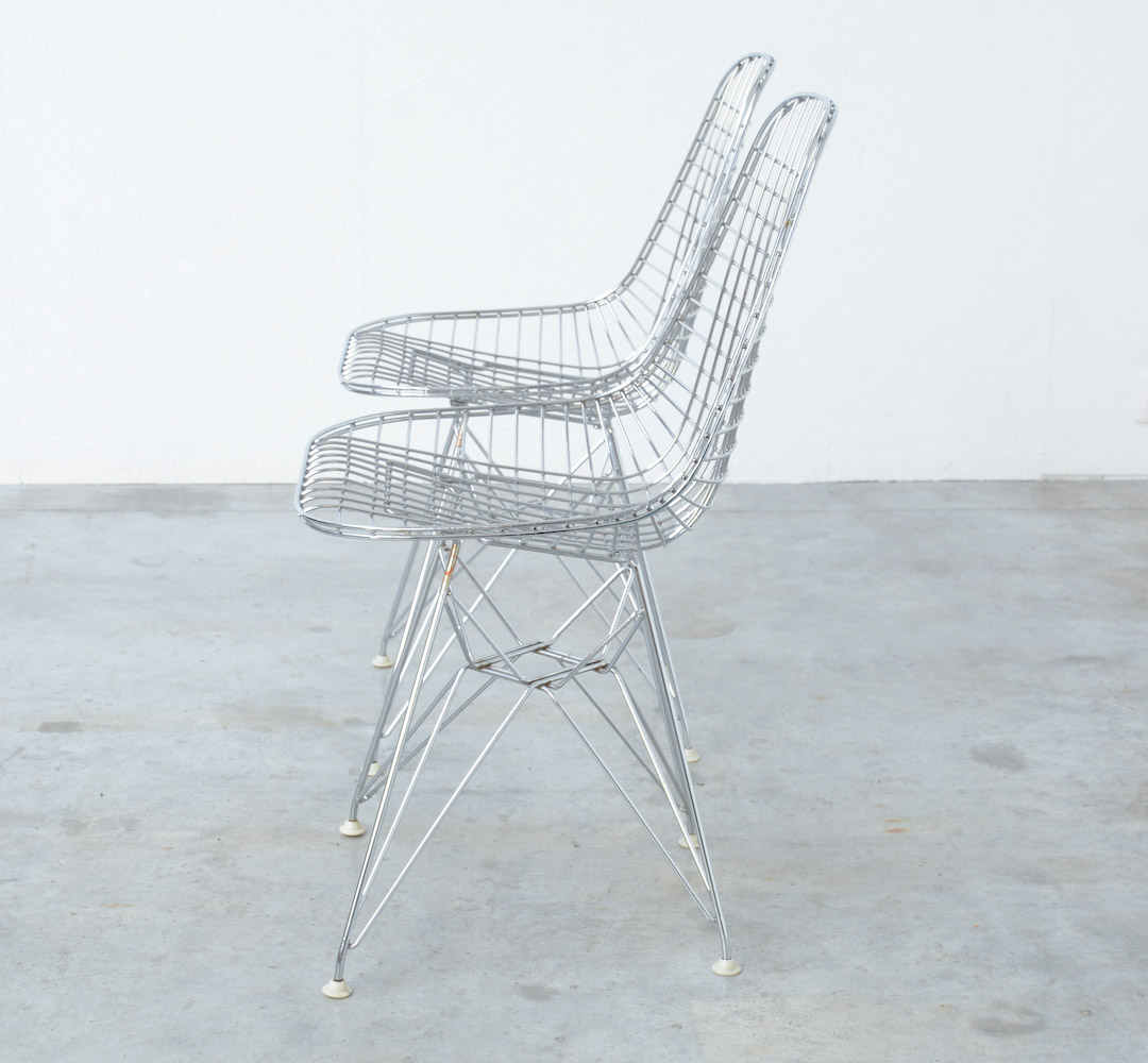 Chrome Wire Chair by Charles and Ray Eames for Herman Miller Vintage