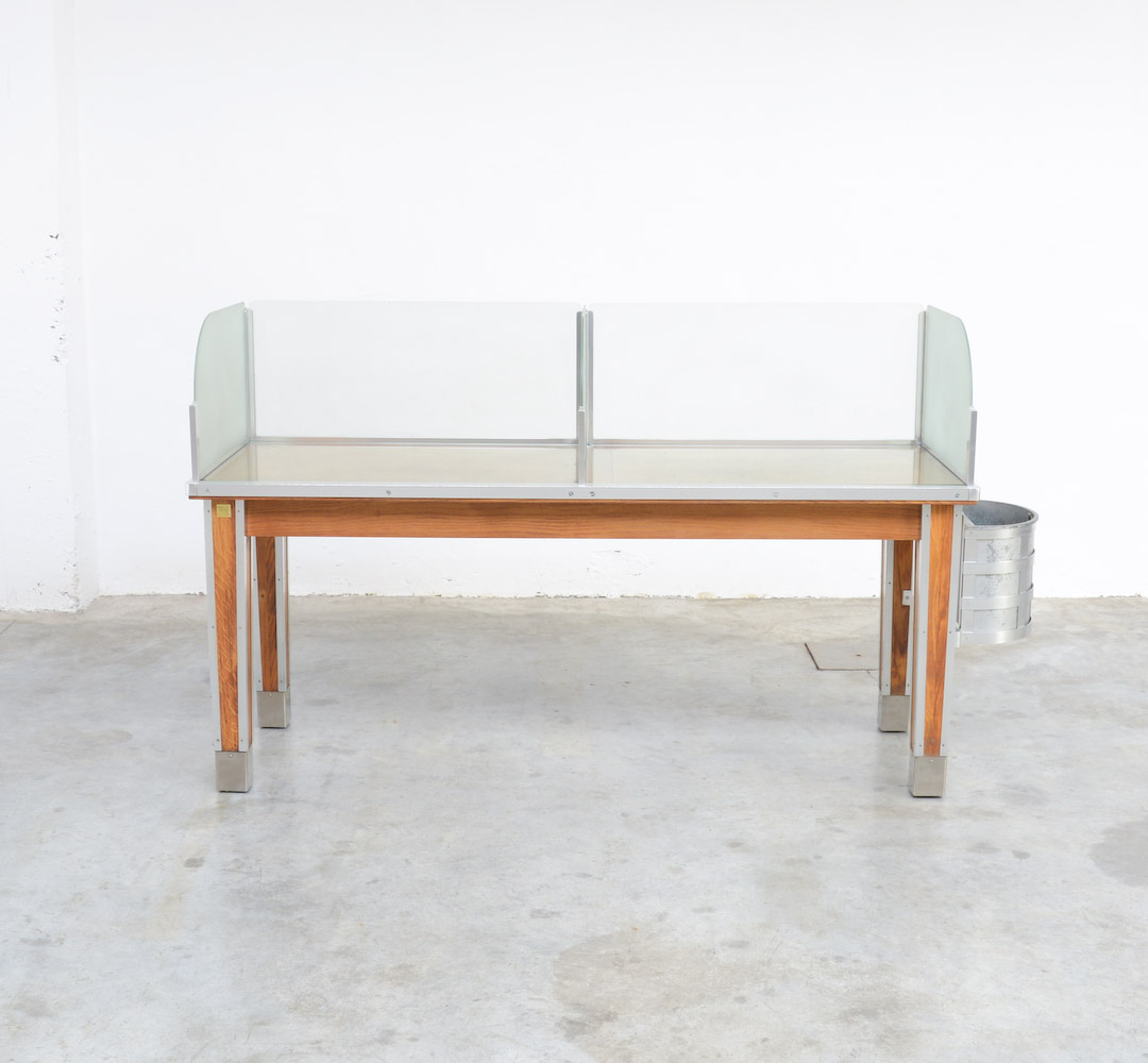 Special Double Desk attr. to Gaston Eysselinck