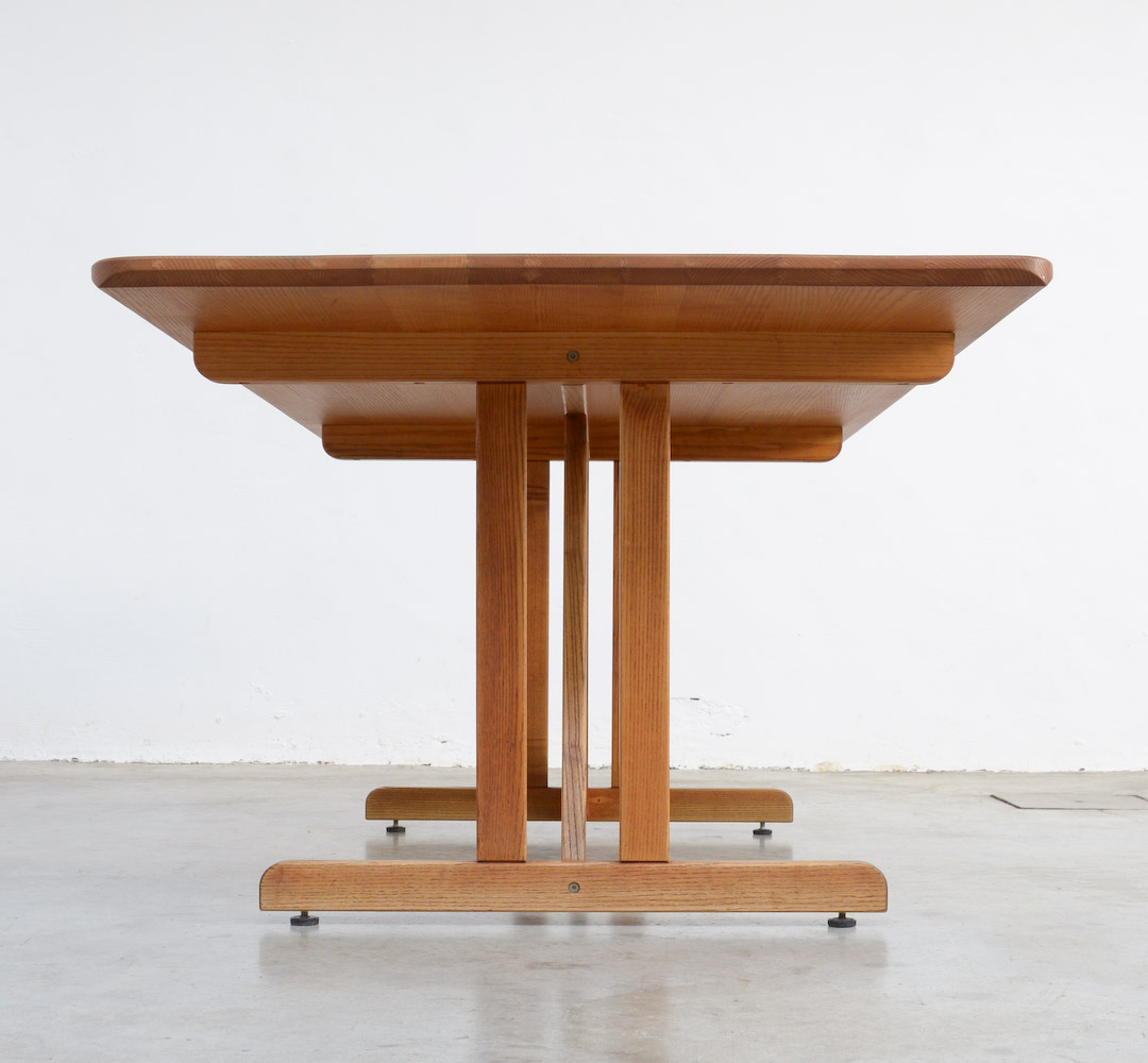 dining table, Victor Bernt for Soren Willadsen,