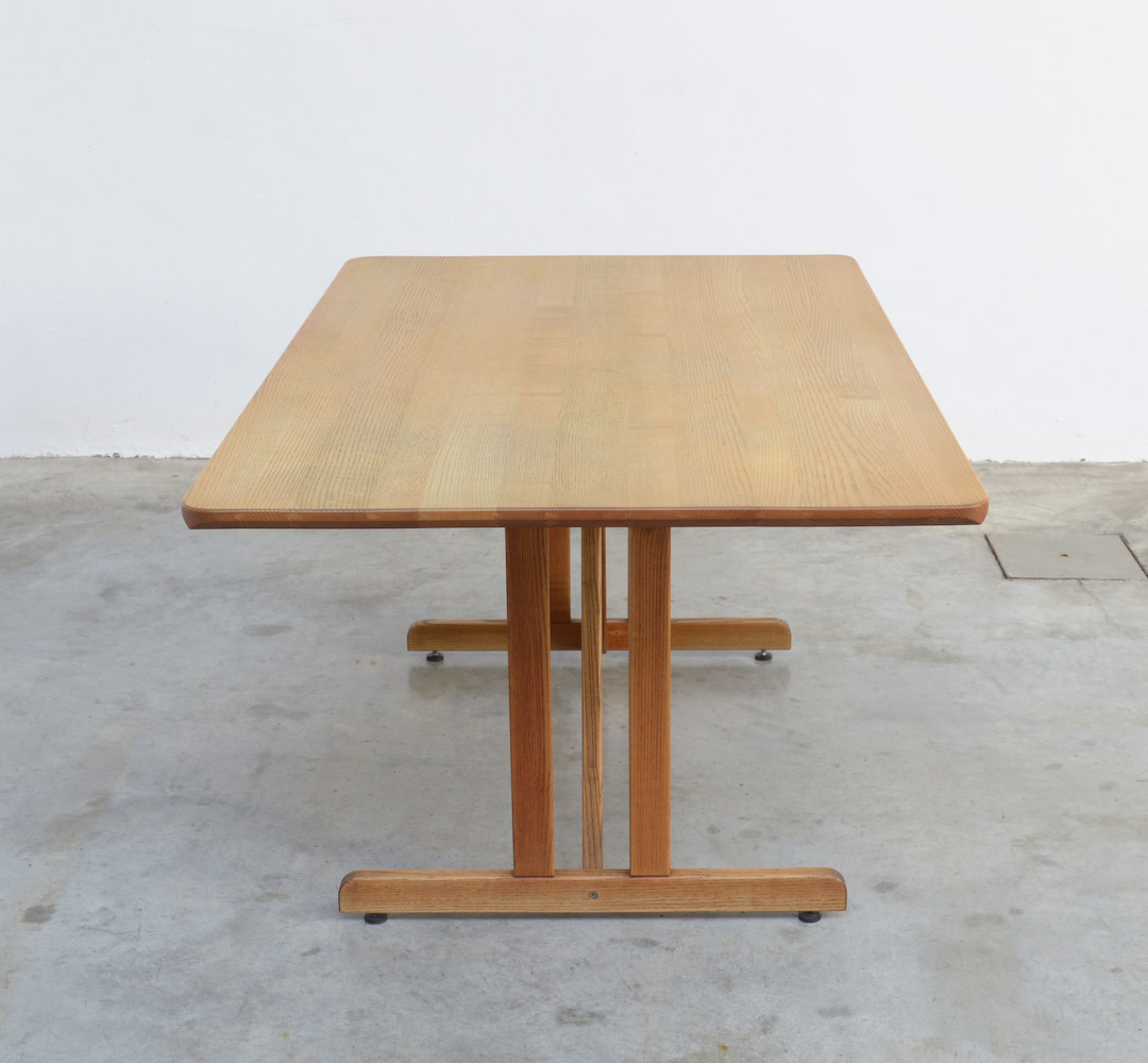dining table, Victor Bernt for Soren Willadsen,