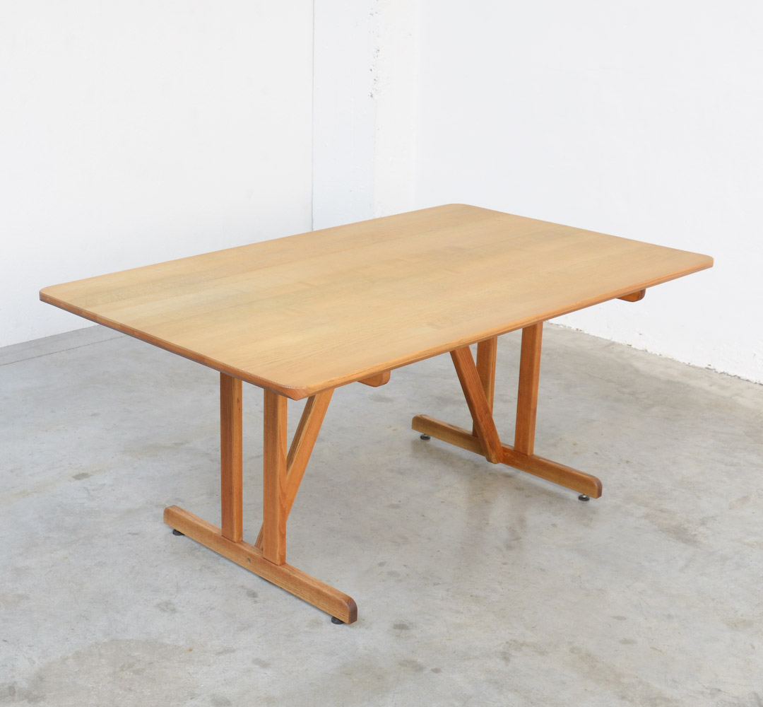 dining table, Victor Bernt for Soren Willadsen,