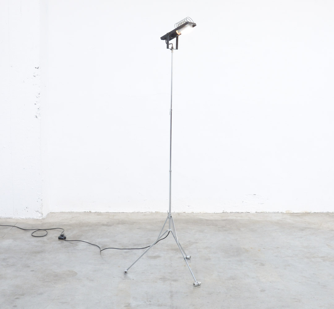 ‘Nomadic’ Sintesi Floor Lamp Ernesto Gismondi, Artemide