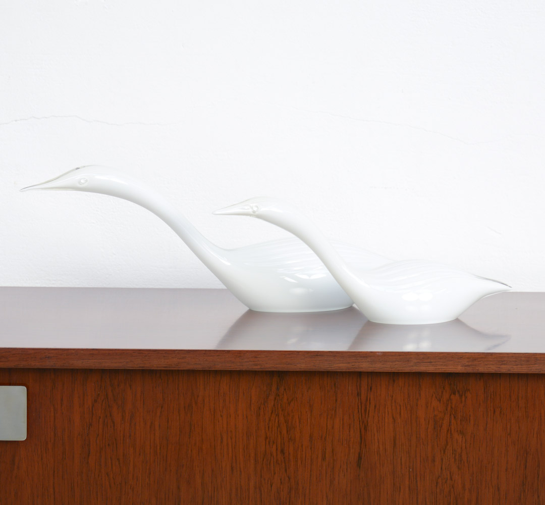 Pair of White Glass Bird Sculptures by Livio Seguso for Seguso A.V.
