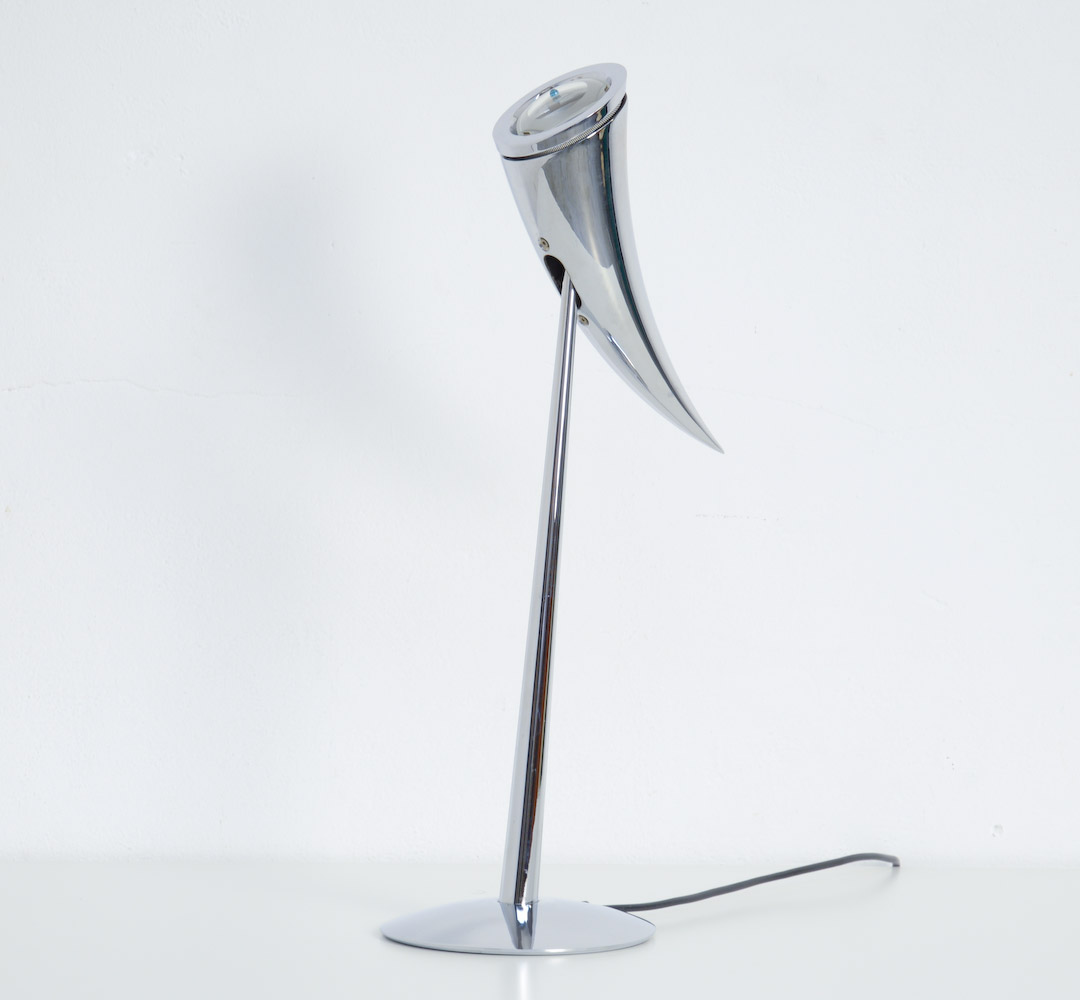 ara table lamp