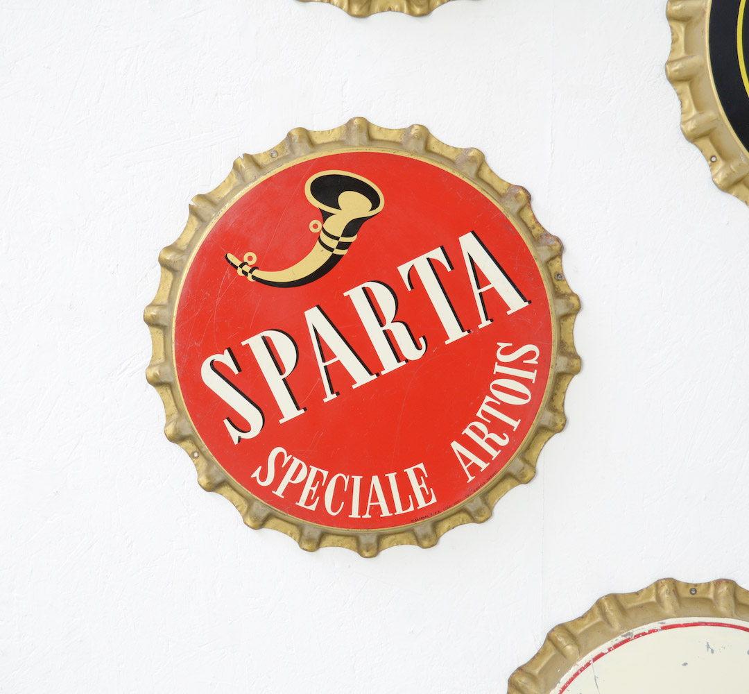 XL Bottle Crown Cap Billboard