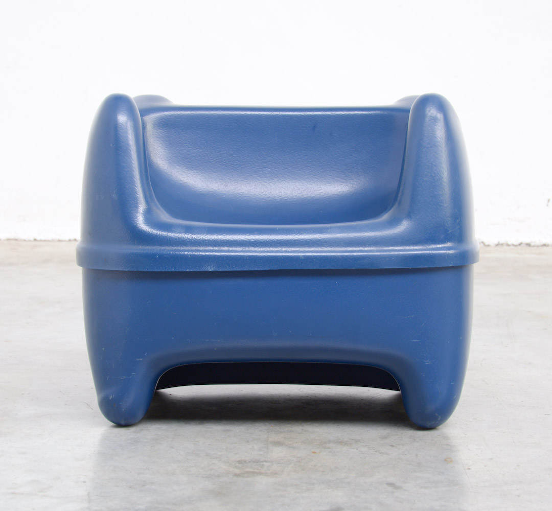 Zorro Children’s Chair by Meurop