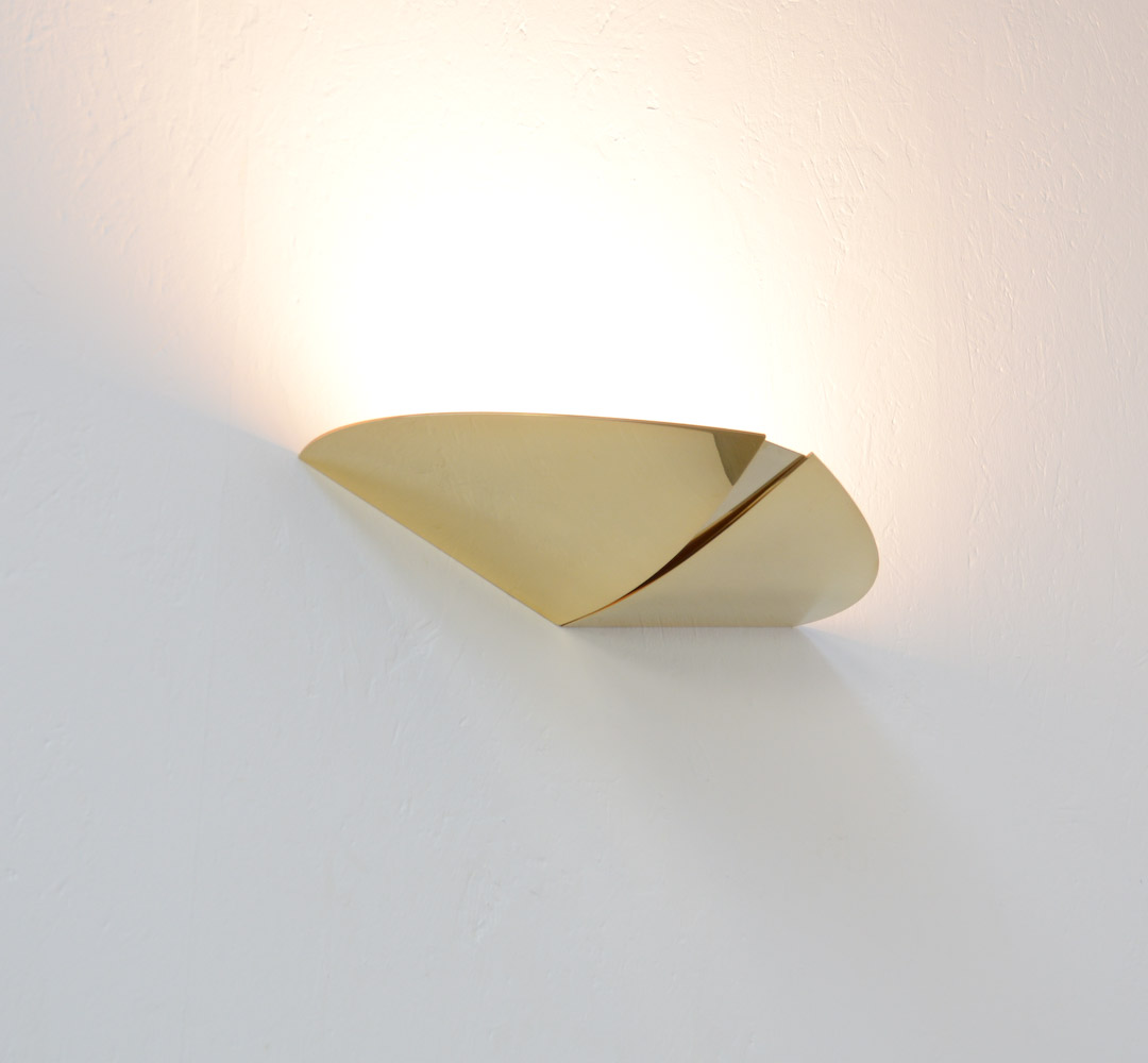 French Decorative Brass Wall Lamp