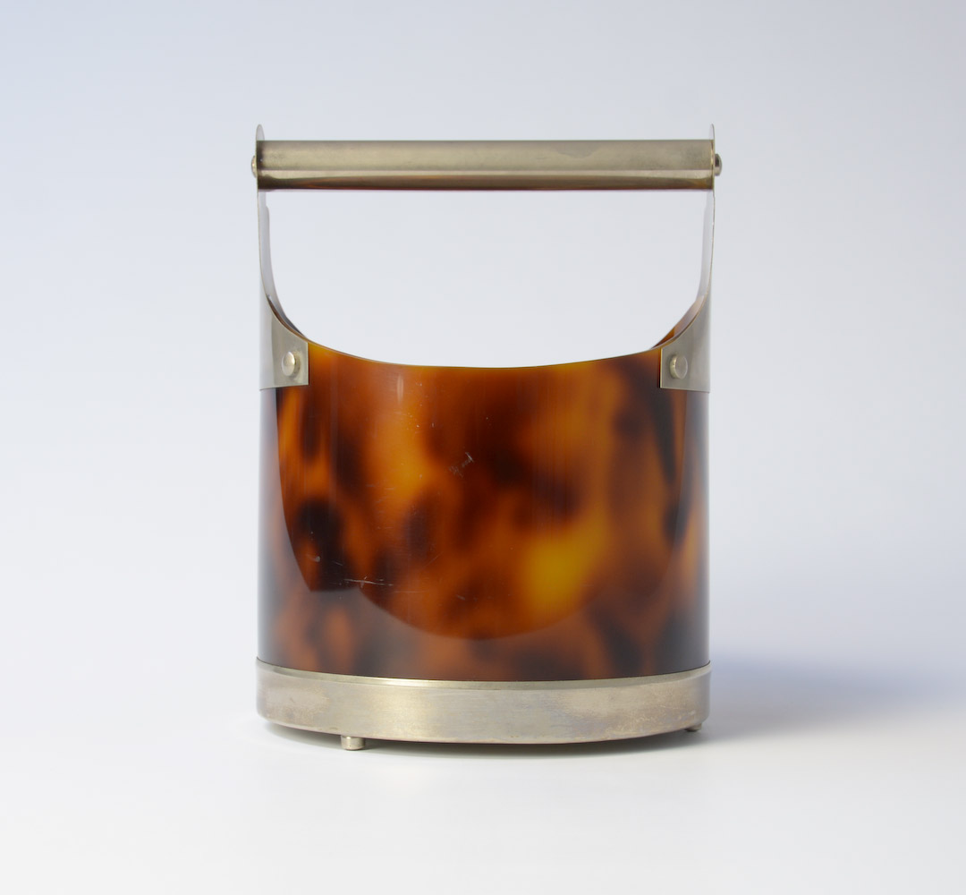 Stylish HornLook Bakelite Ice Bucket, 1970s Vintage Design Point