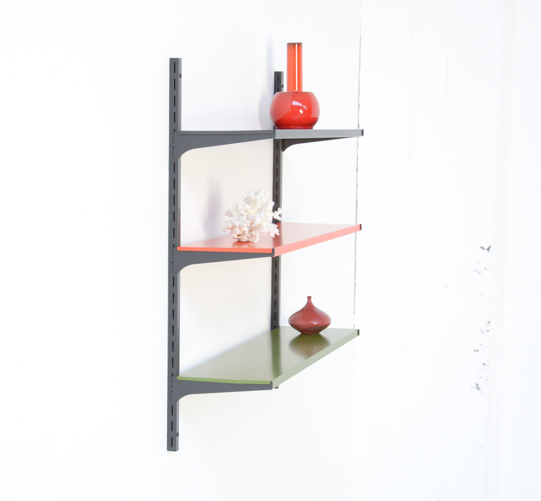 Metal wall discount mounted bookshelf