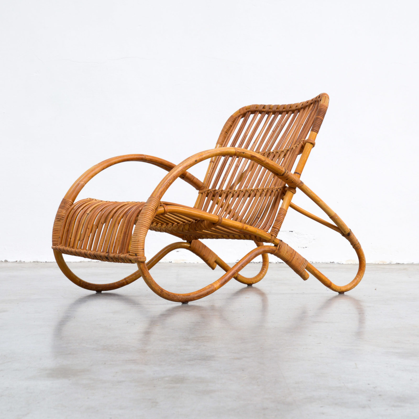 Low Rattan Easy Chair - Vintage Design Point