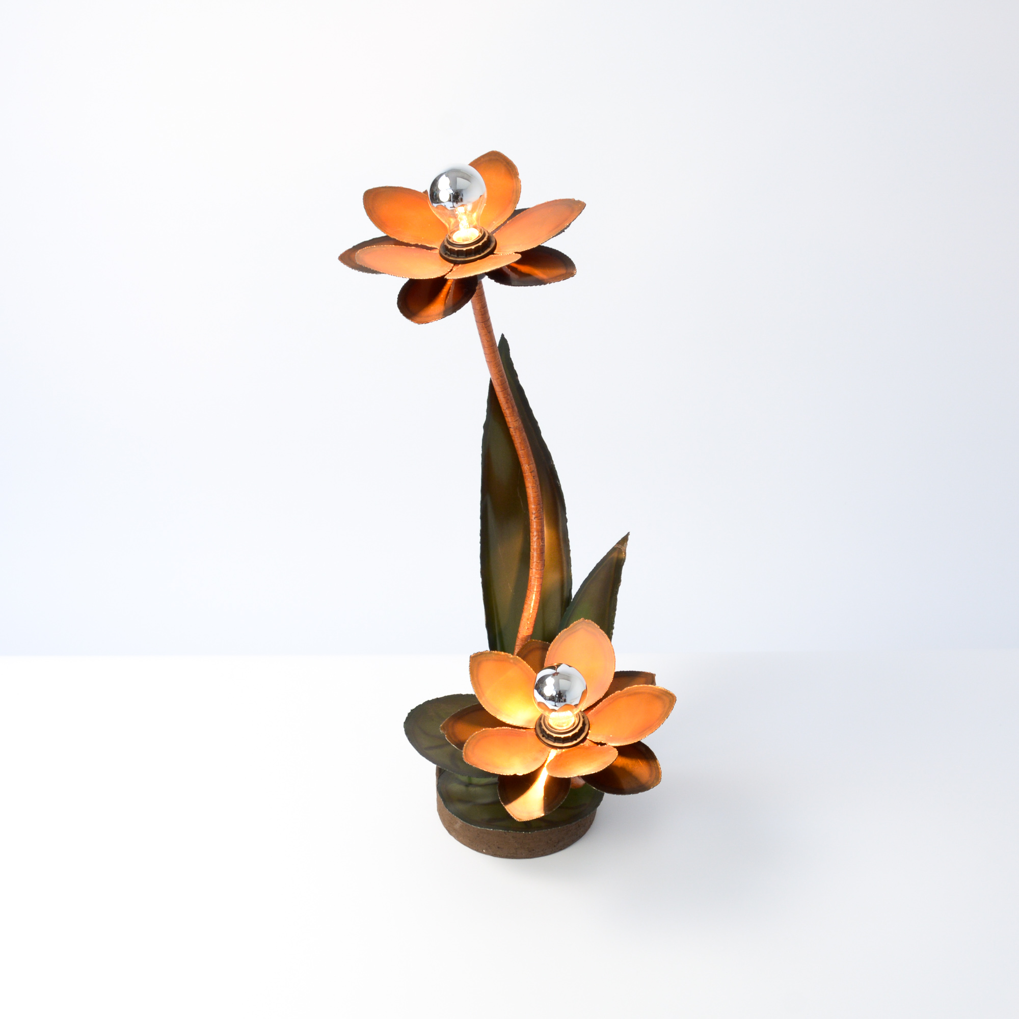 Brutalist Copper Flower Table Lamp Vintage Design Point