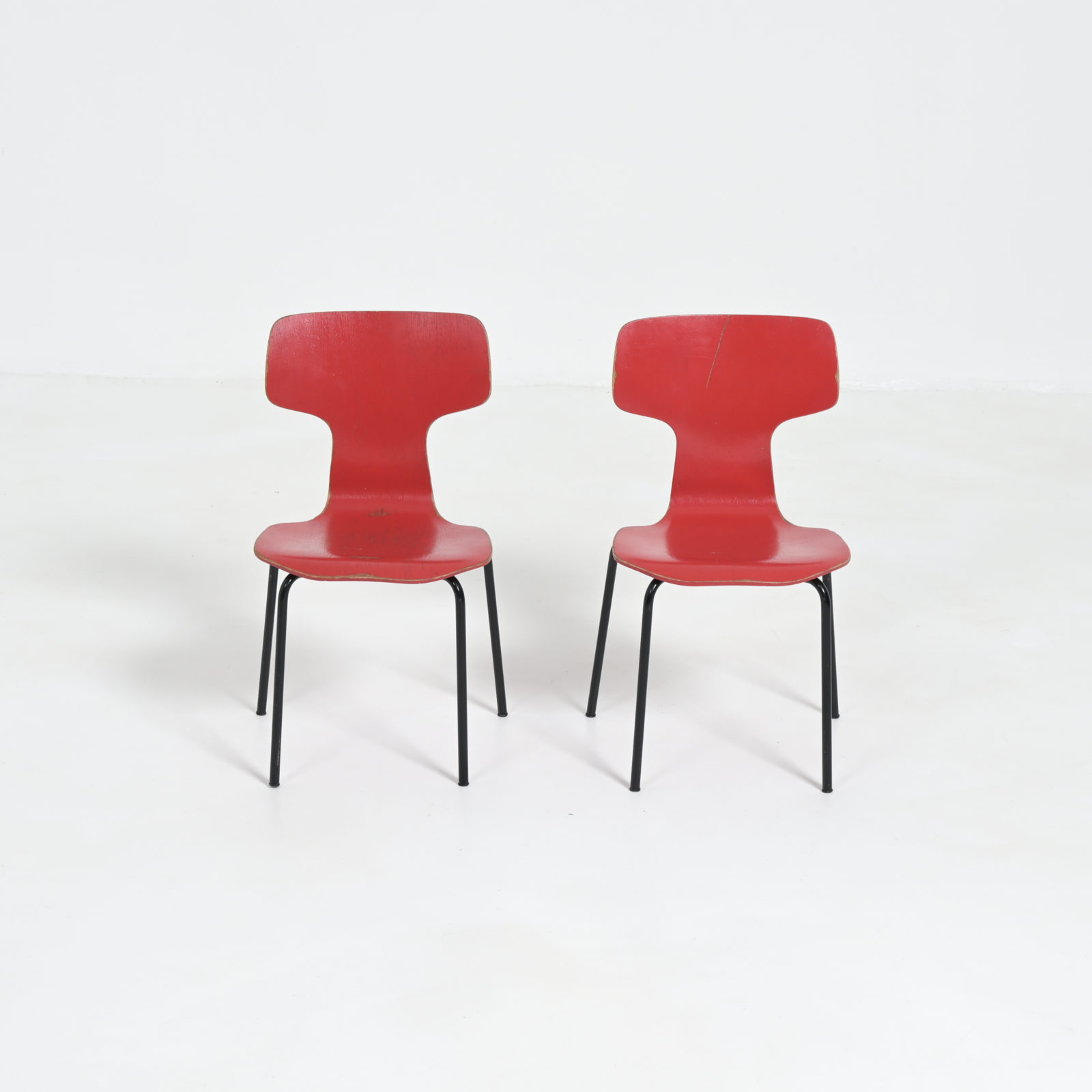 Hammer Children's Chair 3123 by Arne Jacobsen Vintage Design Point