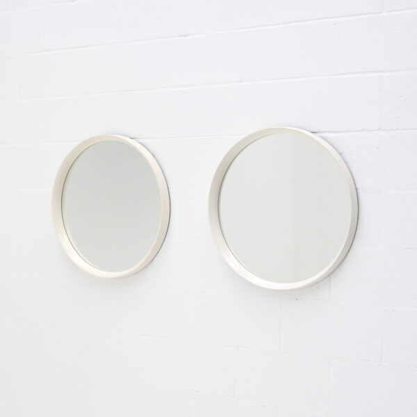 Mirror Roun Sample Minimalist White Round Mirrors - Vintage Design Point